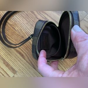 Louis Vuitton Etui Okapi Pouch PM